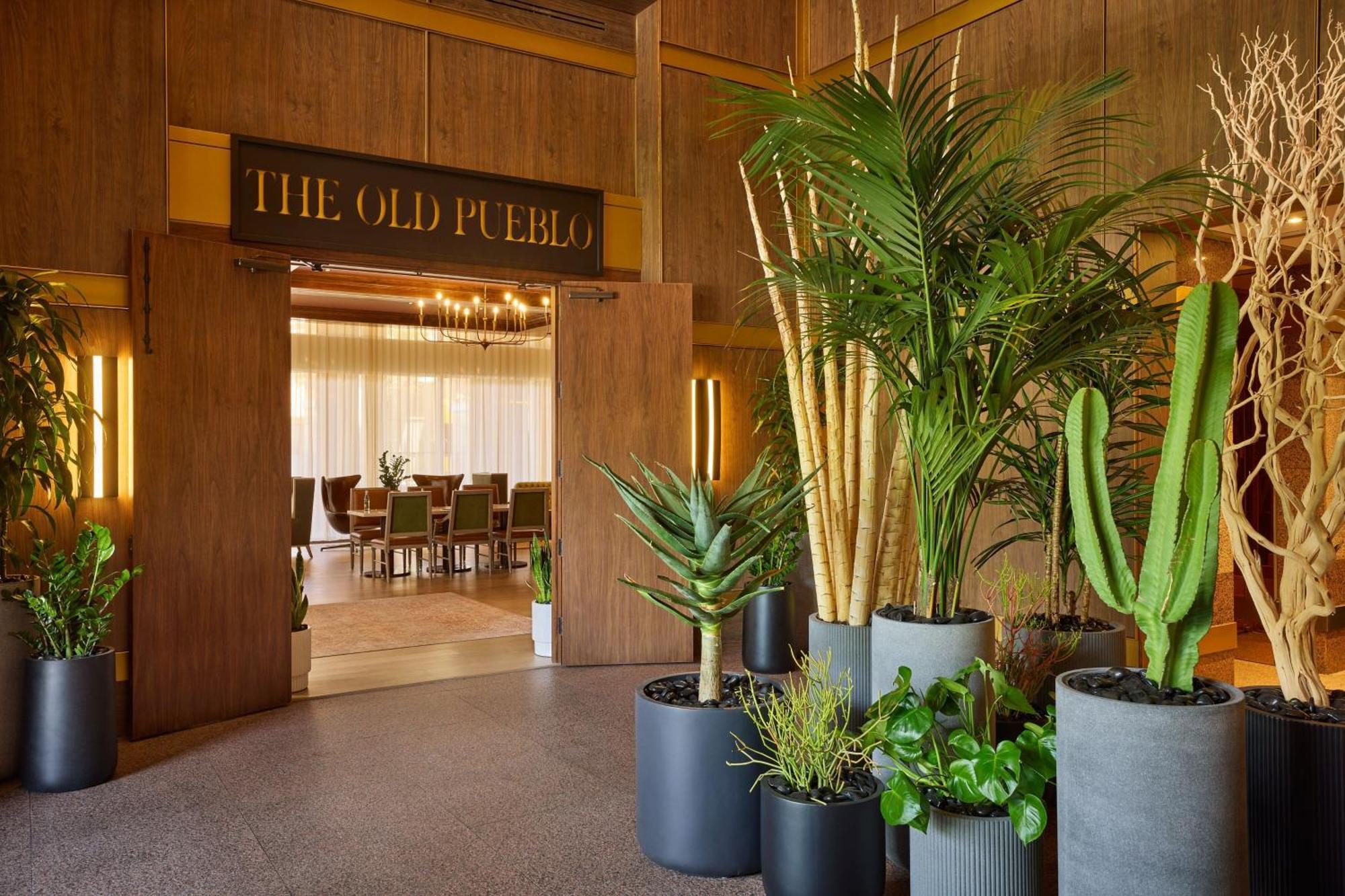 The Leo Kent Hotel, Tucson, A Tribute Portfolio Hotel Exterior photo